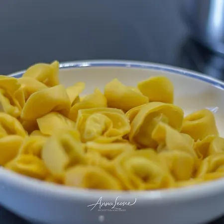 Stella Placidia Prestigious And Elegant Historic Center, Parking Appartement