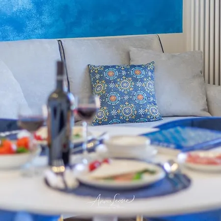 Stella Placidia Prestigious And Elegant Historic Center, Parking Appartement