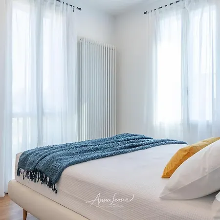 Stella Placidia Prestigious And Elegant Historic Center, Parking Appartement